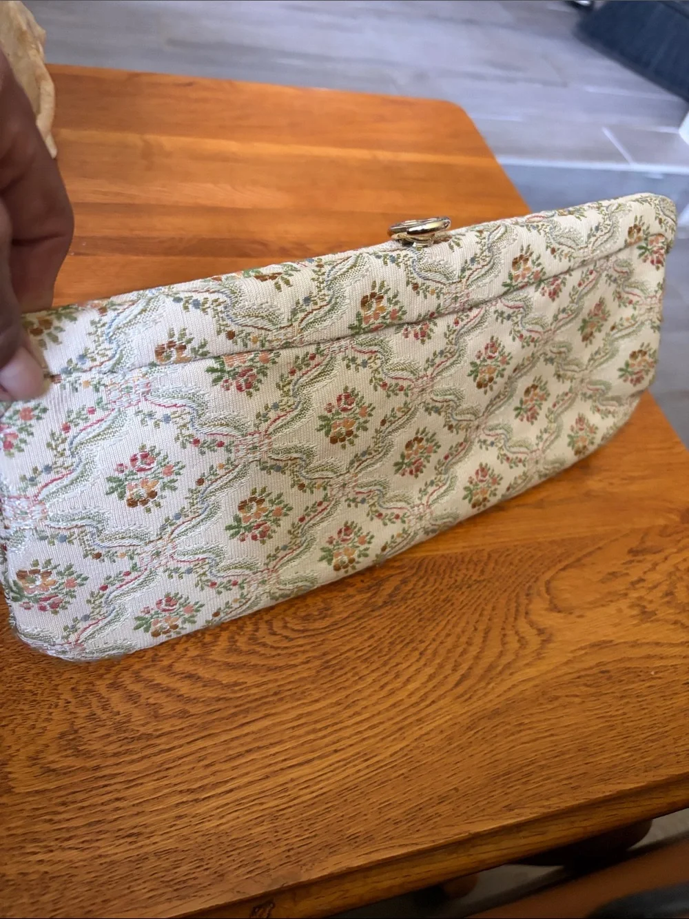 Vintage tapestry Floral Embroidered White Evening Clutch